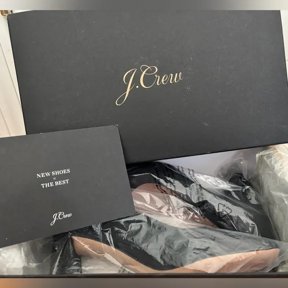 New in box J. Crew Black Kid Suede Classic stacked Heel Pumps (6) - Picture 3 of 10